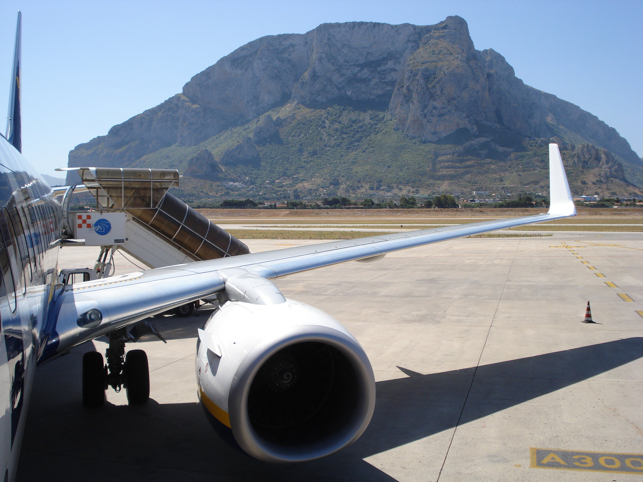 3338722067_56628f8f30_k